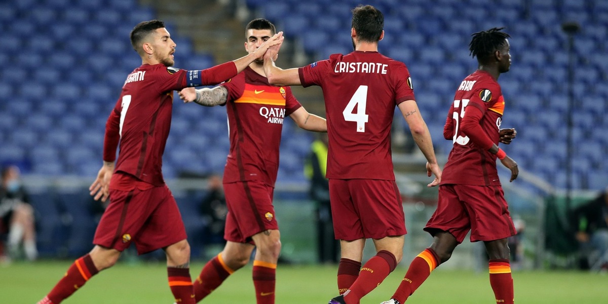 Roma-Manchester United 3-2: Zalewski firma la vittoria amara