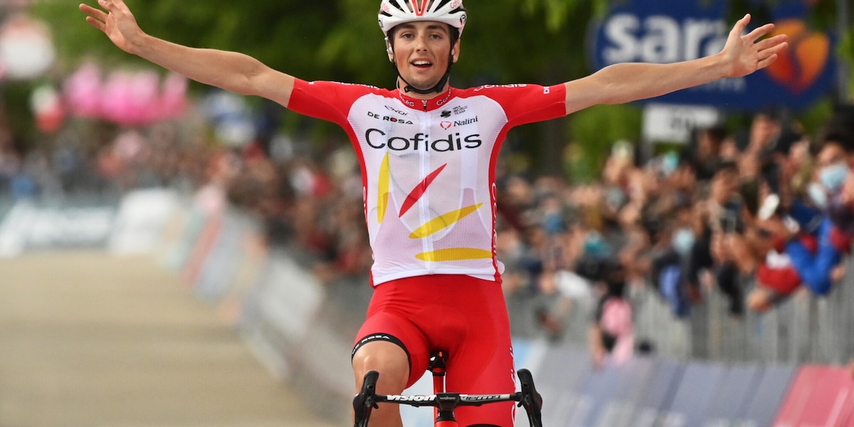 Giro d’Italia, fuga vincente di Lafay: battuti Gavazzi e Arndt