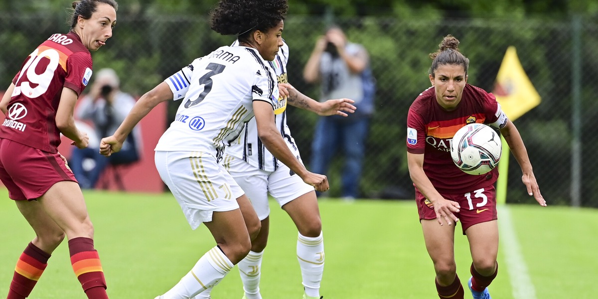 Roma: l'ultima col Napoli, poi testa alla finale di Coppa