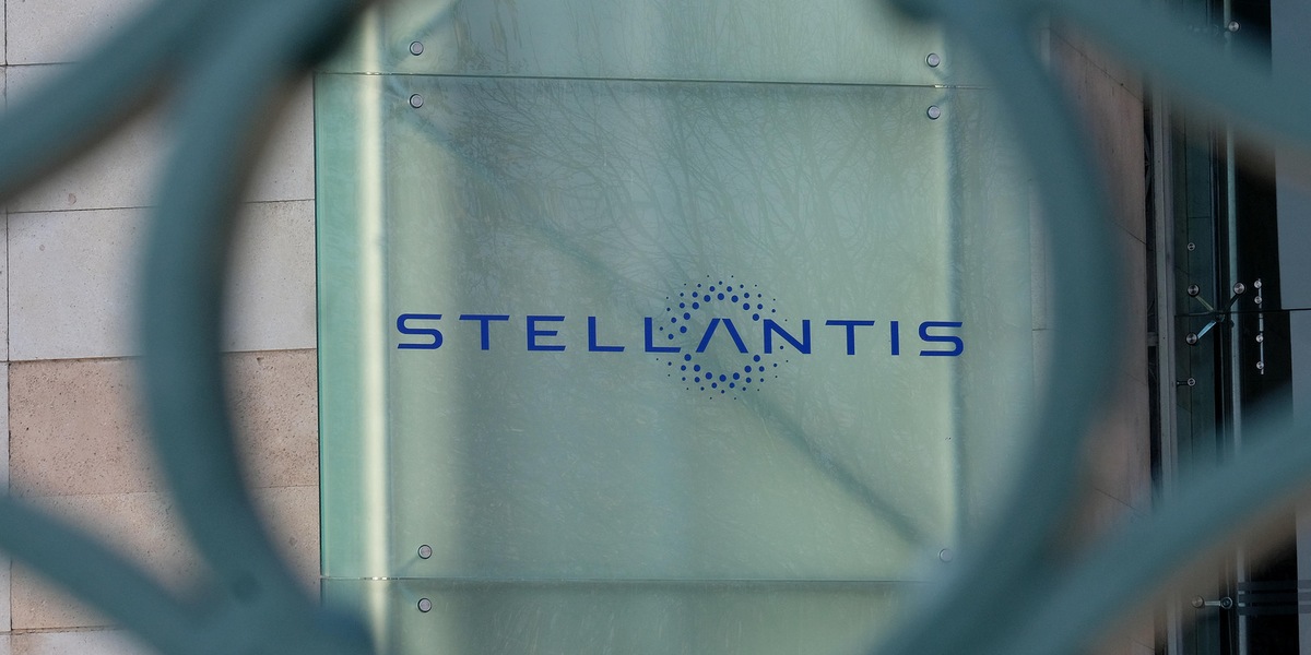 Stellantis abbandona i vecchi concessionari: in arrivo una nuova rete di vendita