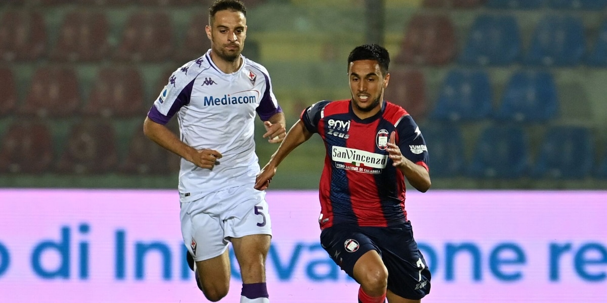 Ounas saluta e torna a Napoli: "Crotone, in bocca al lupo"