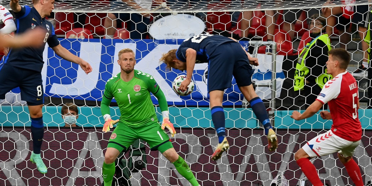 Pohjanpalo gol, Hradecky para tutto: Danimarca ko con la Finlandia