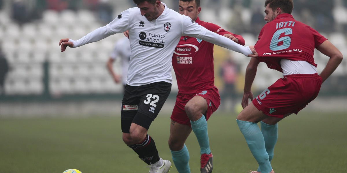Calciomercato Serie C, Olbia: arriva Lella in prestito dal Cagliari