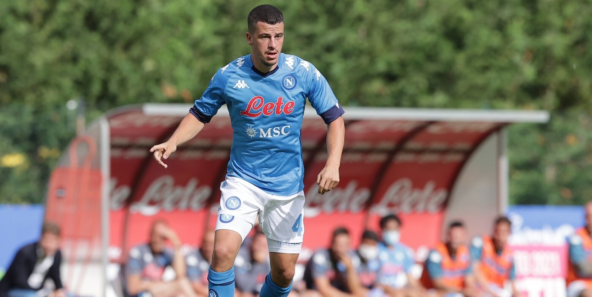 Napoli-Pro Vercelli, infortunio al ginocchio destro per Demme