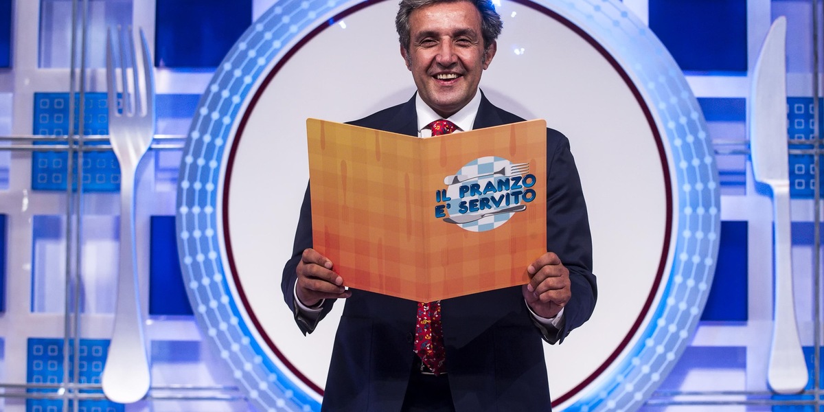 Insinna incastra la neo-campionessa de "Il pranzo è servito"