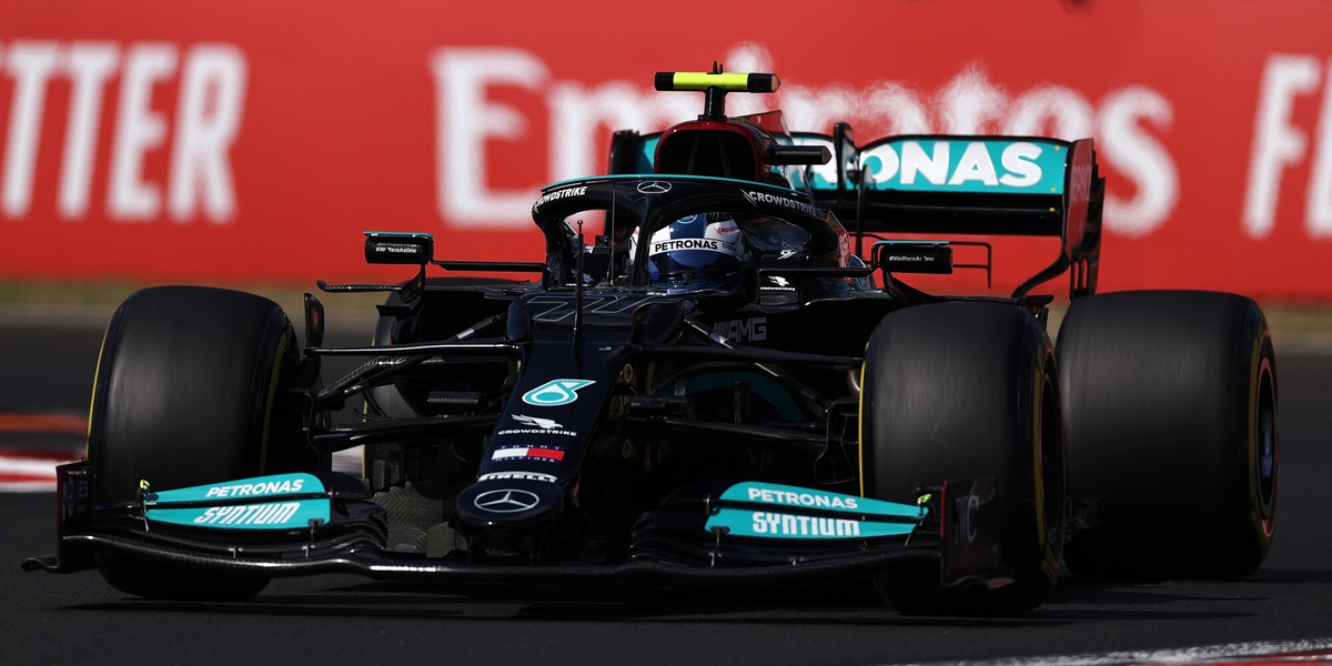 F1, Gp Ungheria: incidente in partenza, fuori Bottas, Leclerc, Perez e Stroll