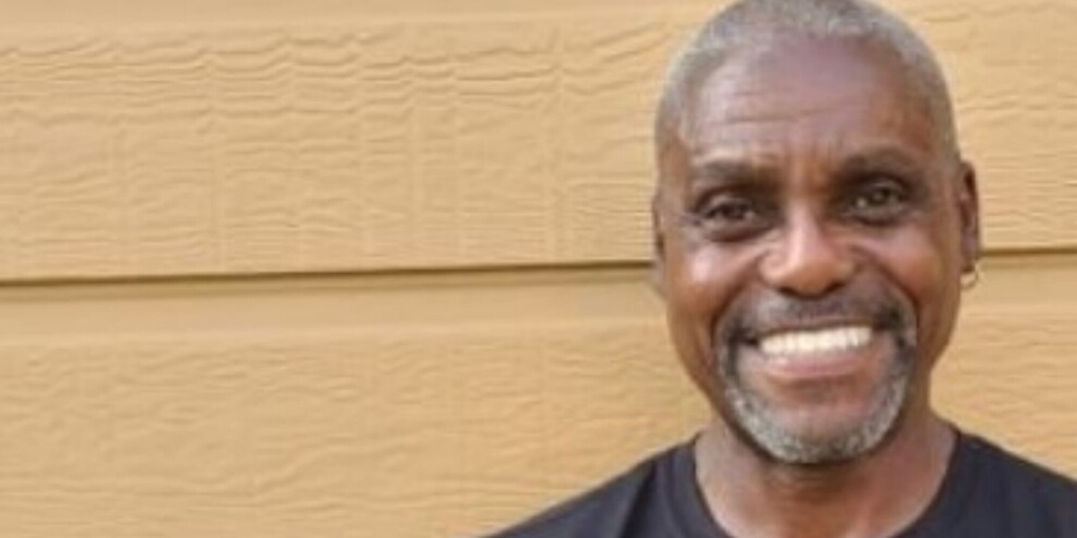 Carl Lewis attacca la staffetta Usa: "Imbarazzanti, sembravano dei liceali"