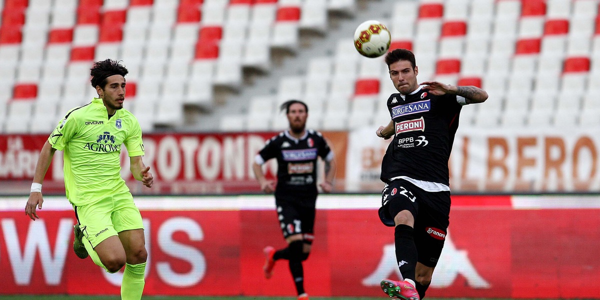 Serie C, la Paganese ferma il Bari:1-1. Taranto-Latina 2-0
