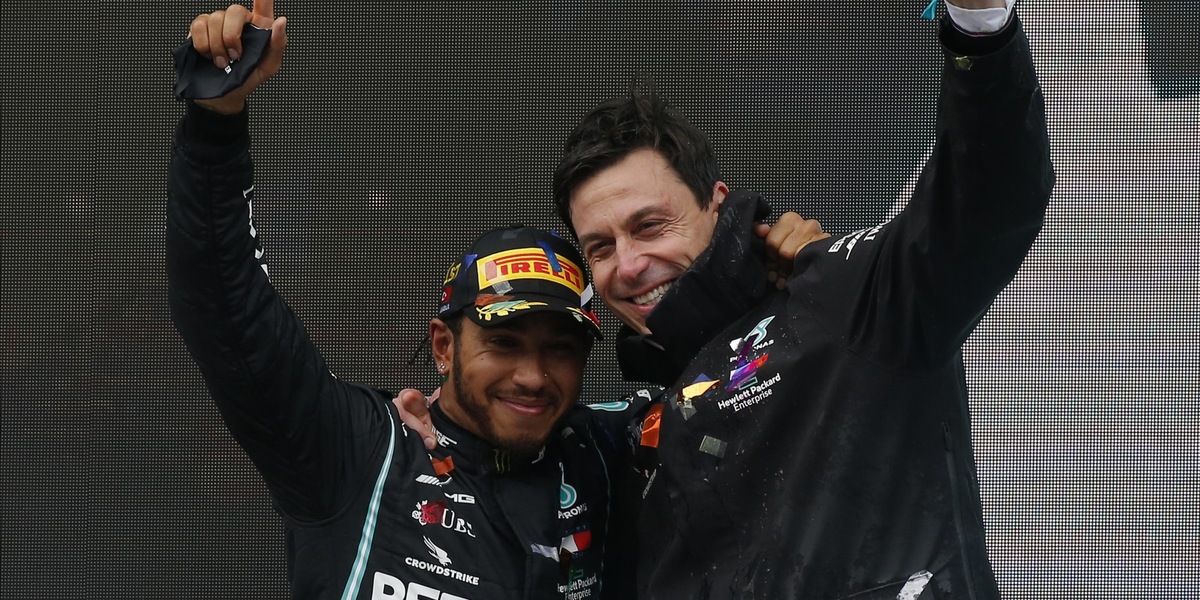 F1, Wolff: "Siamo noi i cacciatori, vogliamo tenere aperto il mondiale fino all'ultimo"