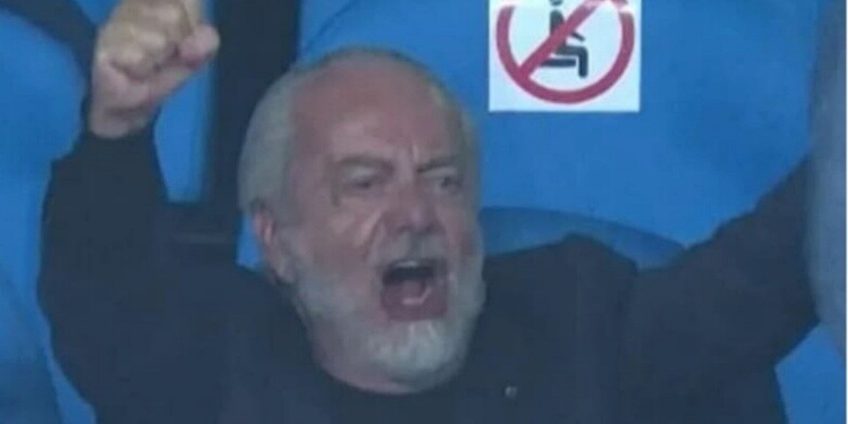 Napoli, che esultanza per De Laurentiis! La foto è subito virale