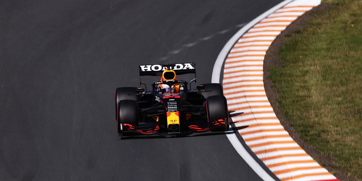 F1, Gp Olanda: pole di Verstappen, Leclerc e Sainz in terza fila