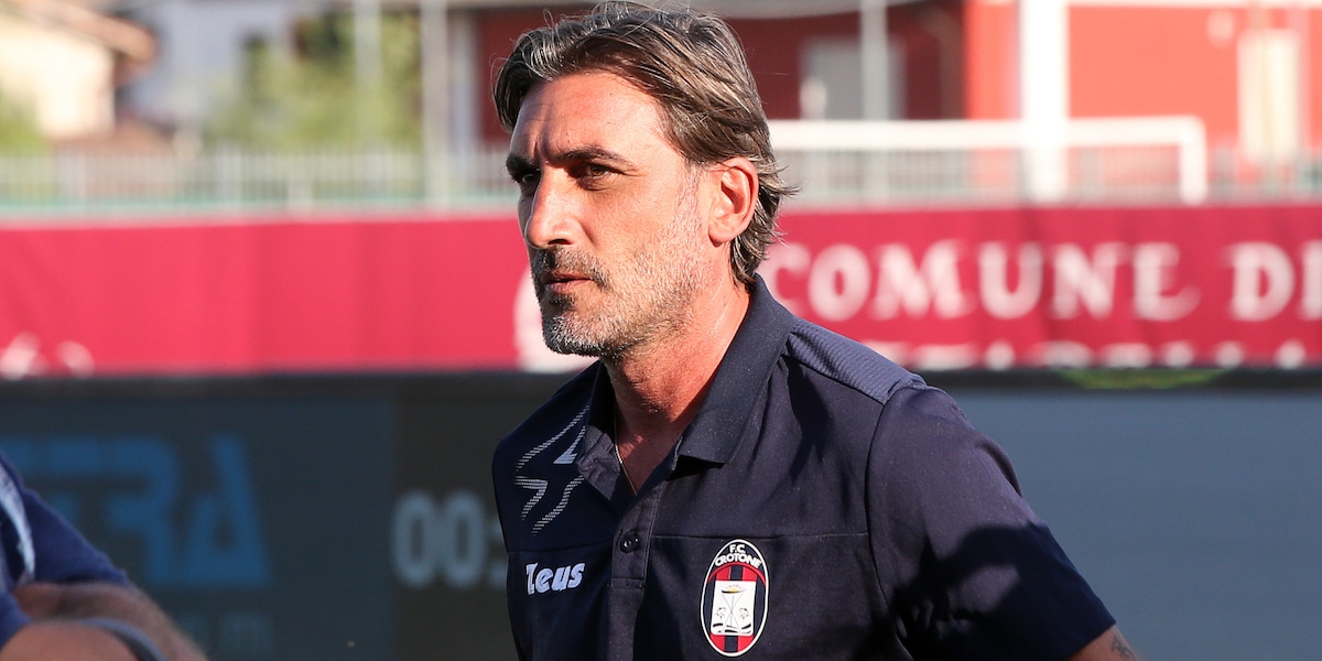 Crotone, Modesto: "Resettare tutto e ripartire con la mentalità giusta"