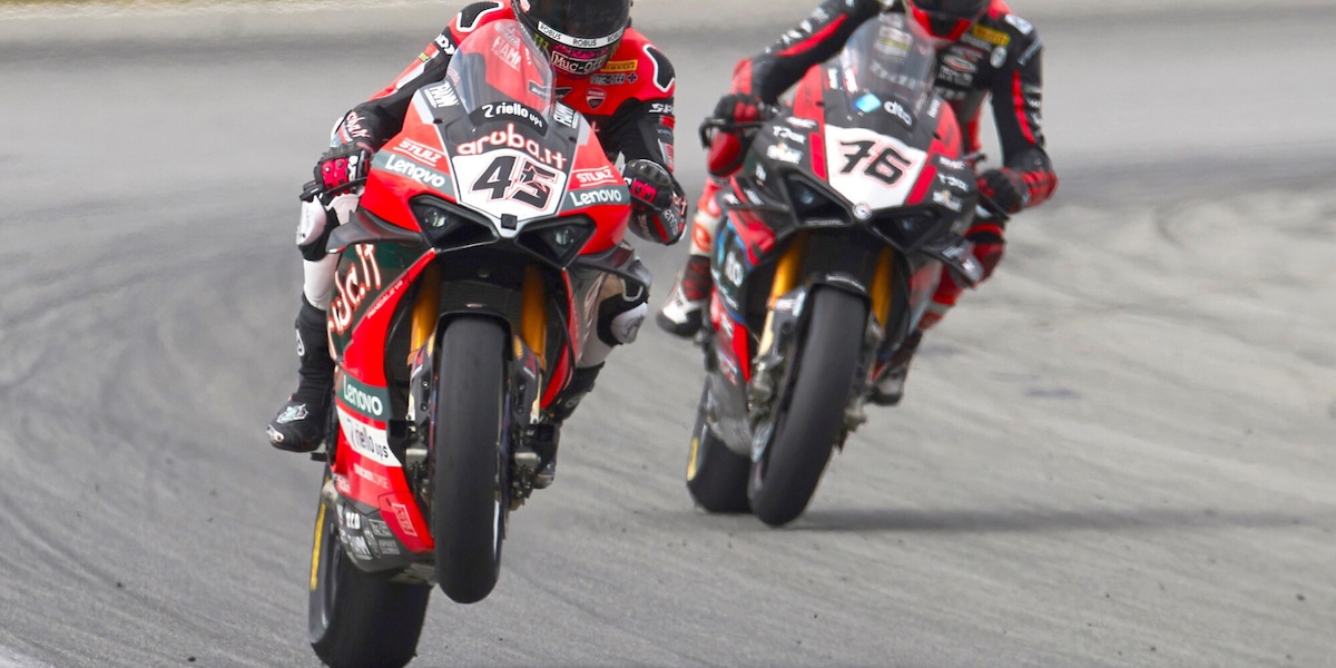 Superbike, Barcellona 2021: Redding conquista gara-1