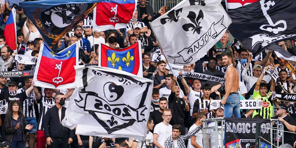 Ancora scontri in Ligue1: tifosi assalgono il campo dopo Angers-OM