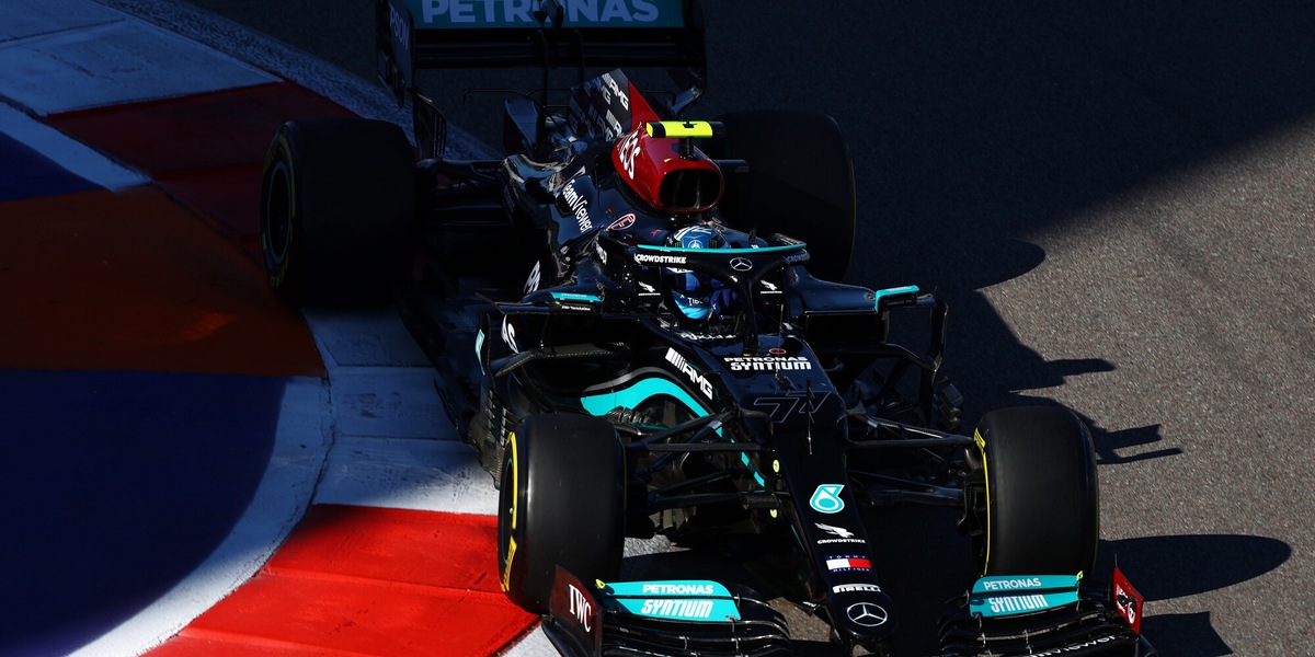 F1, prove libere 2 Gp Russia: Bottas in testa, Sainz settimo