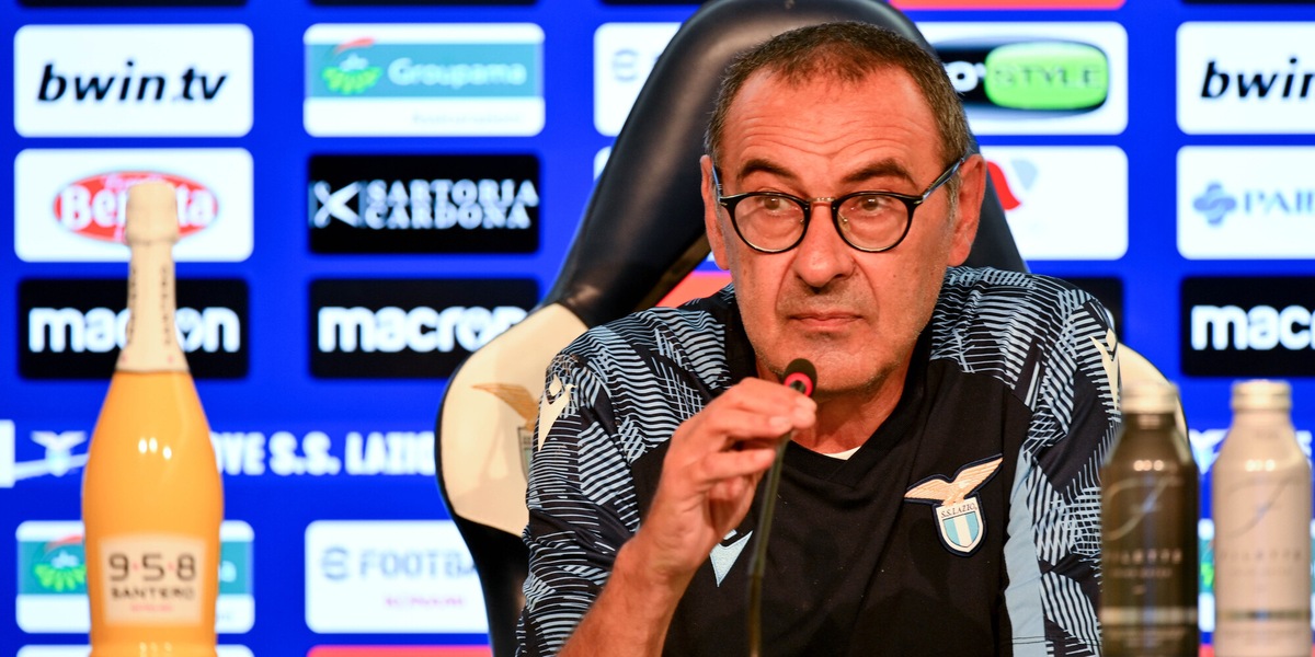 Lazio, Sarri: “Derby partita che smuove lo stomaco. Le critiche…”