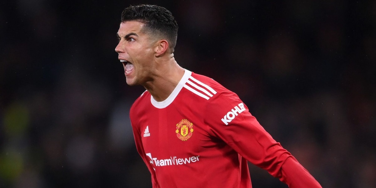 Cristiano Ronaldo lancia lo United al 95'. Super Bayern, crolla il Barcellona