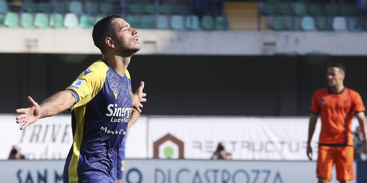 Verona, Caprari: "Pubblico splendido, bello avergli regalato la vittoria"