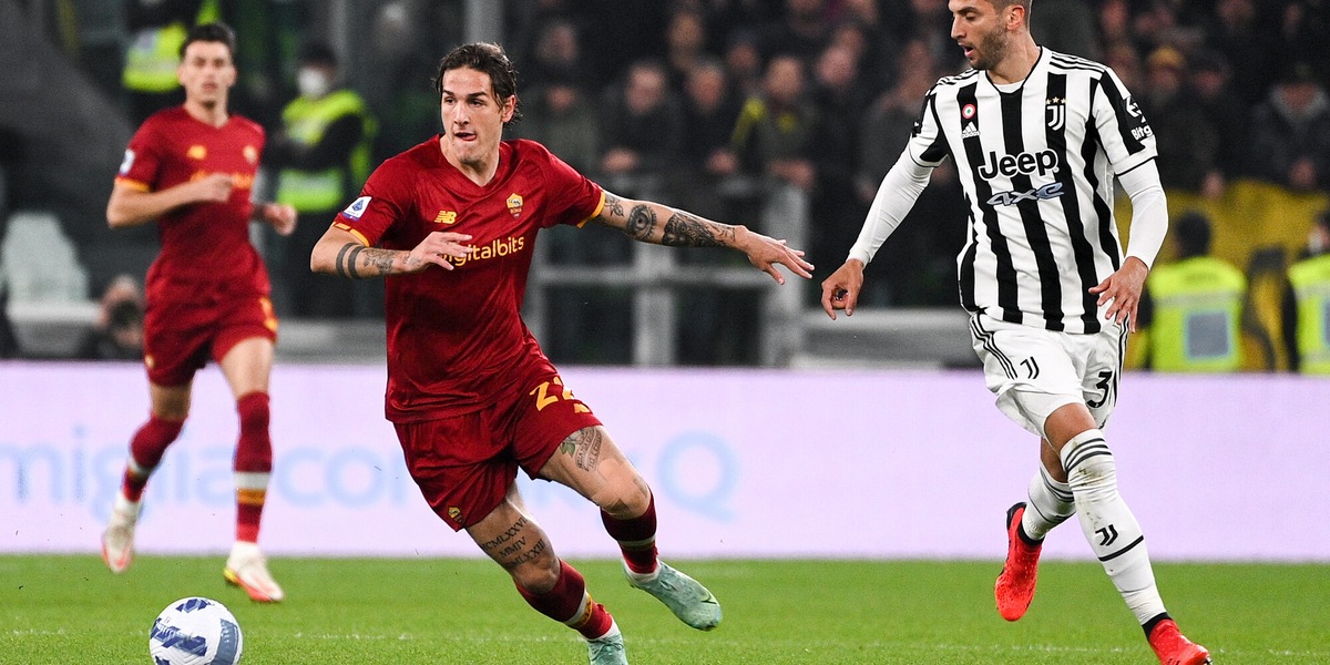 Roma, altro infortunio per Zaniolo: esce contro la Juve, problema al ginocchio