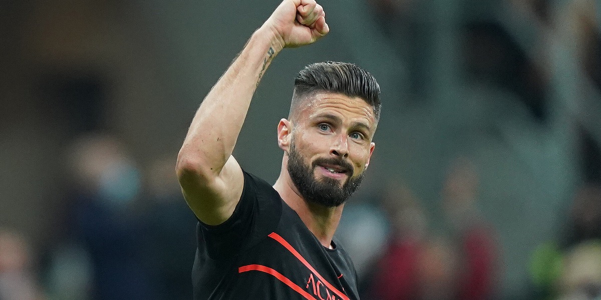 Milan, Giroud vuole esserci col Napoli
