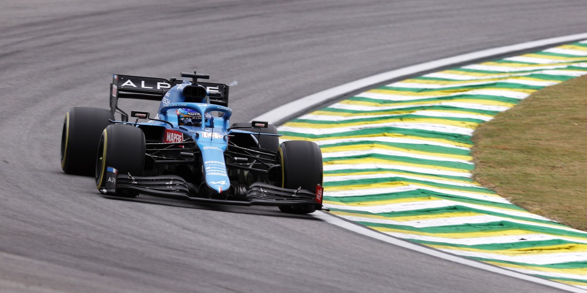 F1, prove libere 2 Gp Brasile: Alonso in testa davanti a Verstappen, Sainz 8°