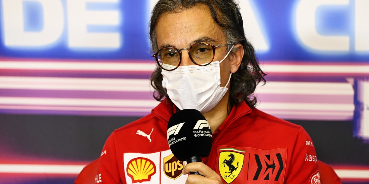 F1, Mekies elogia Sainz: "Fantastica la difesa su Perez"