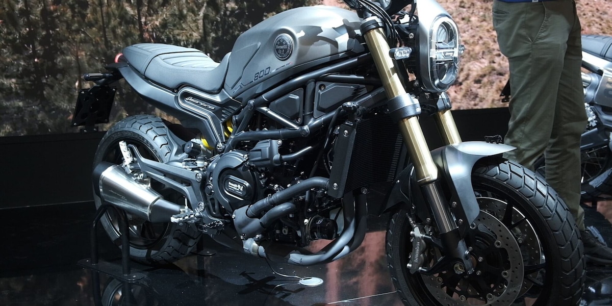 Benelli Leoncino: nuove 125 e 800 in famiglia