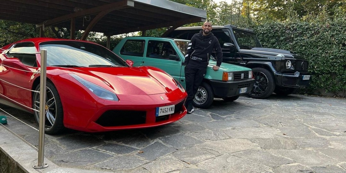 Ladri in casa di Vidal: puntano la Ferrari, prendono la Brabus da 400mila euro ma lasciano la Pandita