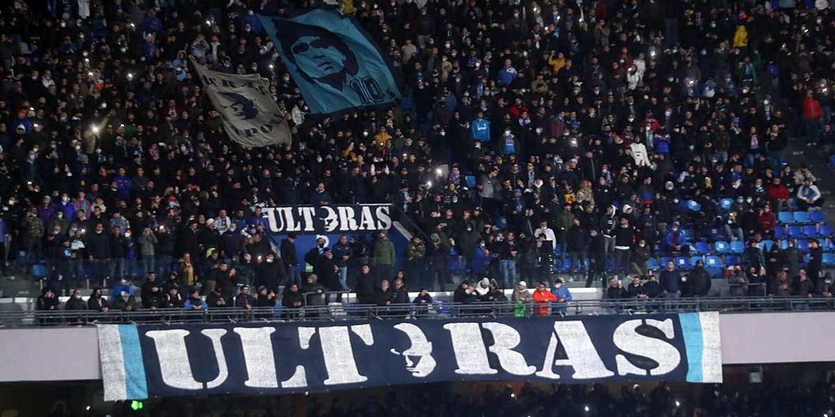 Napoli, 6 daspo dalla questura per una rissa prima del Leicester