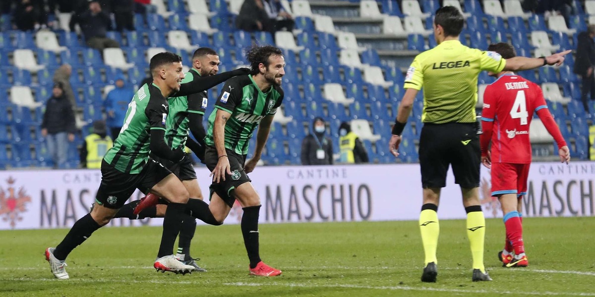 Moviola Sassuolo-Napoli: Pezzuto disastro finale, pure il 2-2 era da annullare