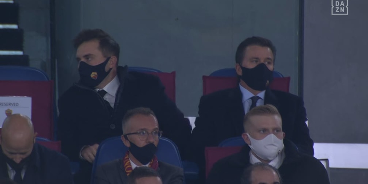 Mourinho da incubo: il gesto di stizza dei Friedkin dopo il 3-0