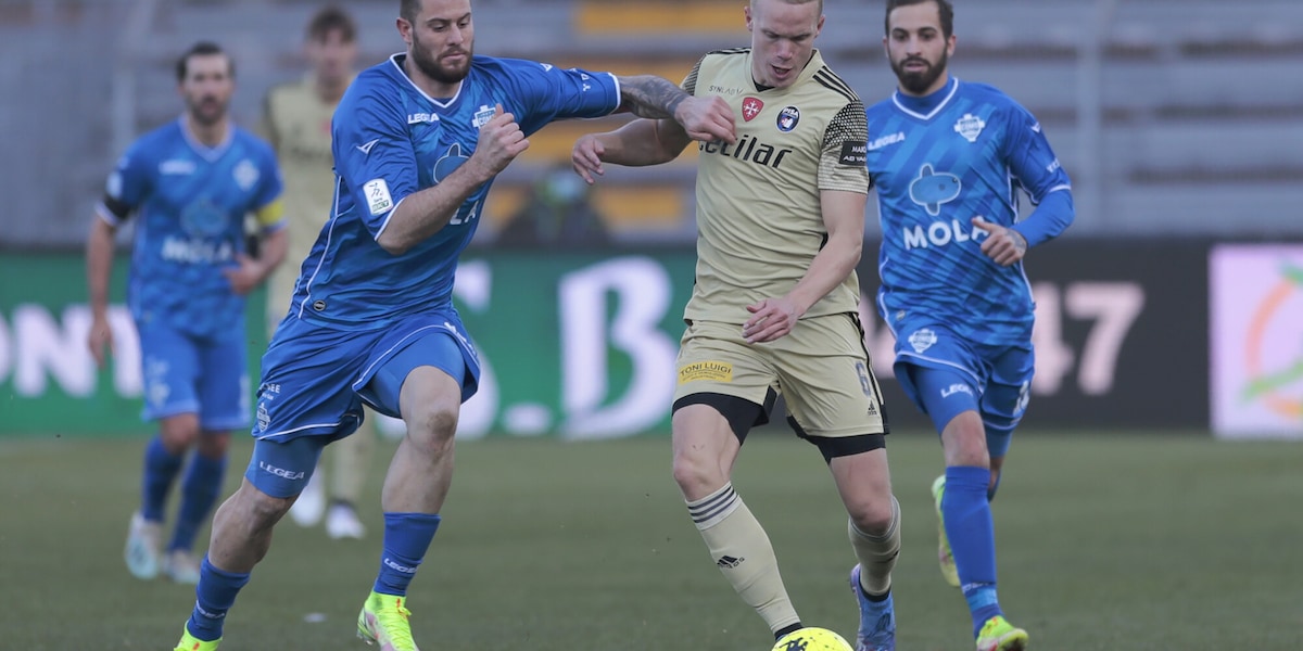 Serie B, il Pisa espugna Como 1-0. Parma, ennesima delusione