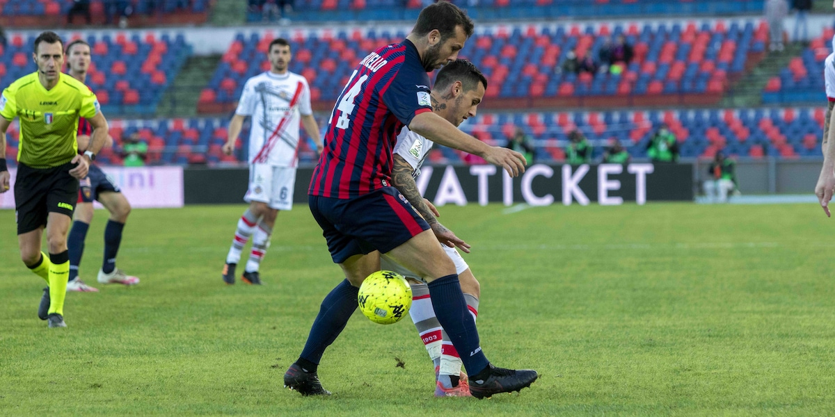 Cosenza-Pisa, salvezza contro promozione