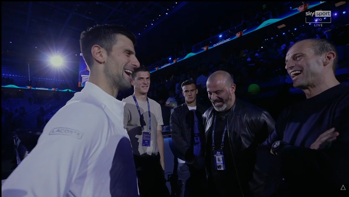 Djokovic, chiacchierata con Allegri e Stankovic dopo la vittoria alle Atp Finals