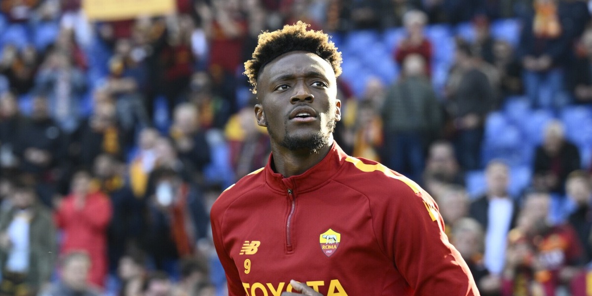 Futuro incerto per Abraham: può lasciare la Roma in estate