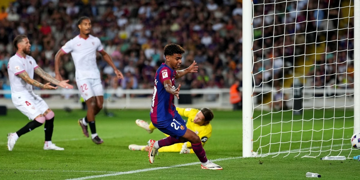 Sergio Ramos regala la vetta al Barcellona: 1-0 al Siviglia