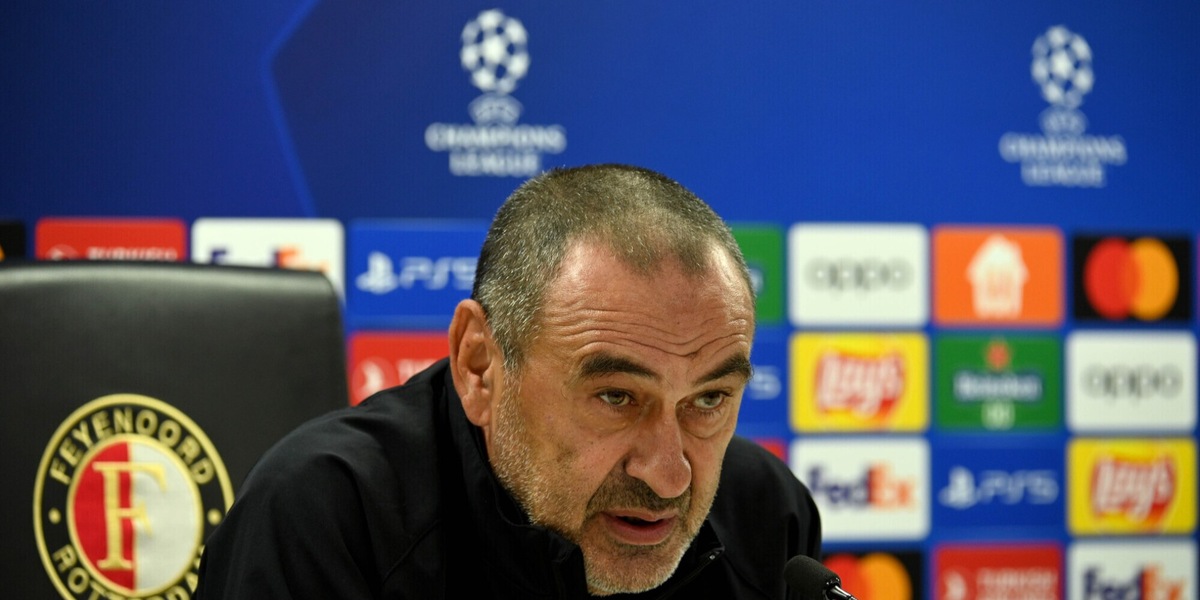 Sarri e il timore delle buste di urina, pronta una protezione speciale