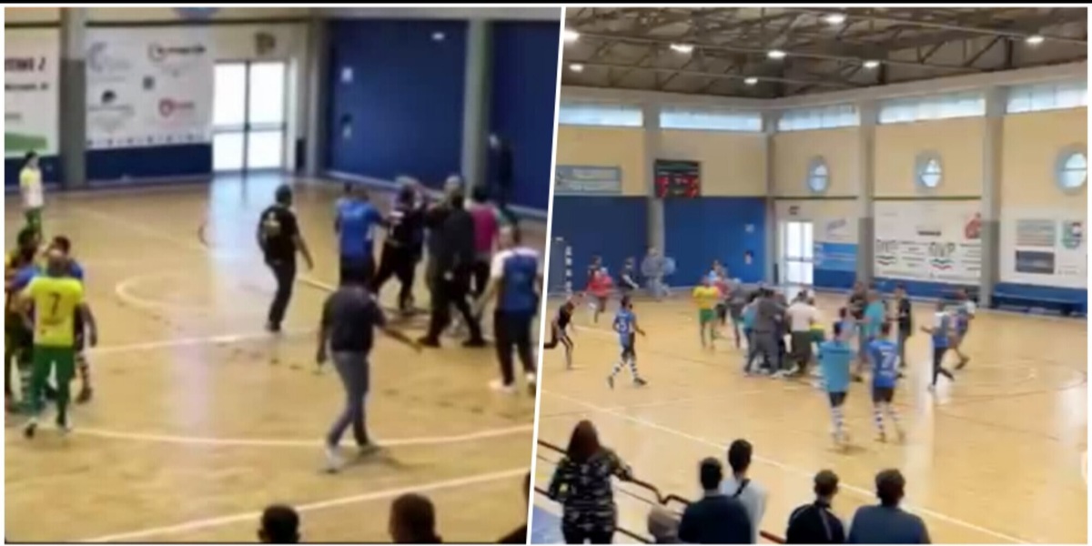Futsal, follia in campo: la maxirissa coinvolge giocatori e spettatori