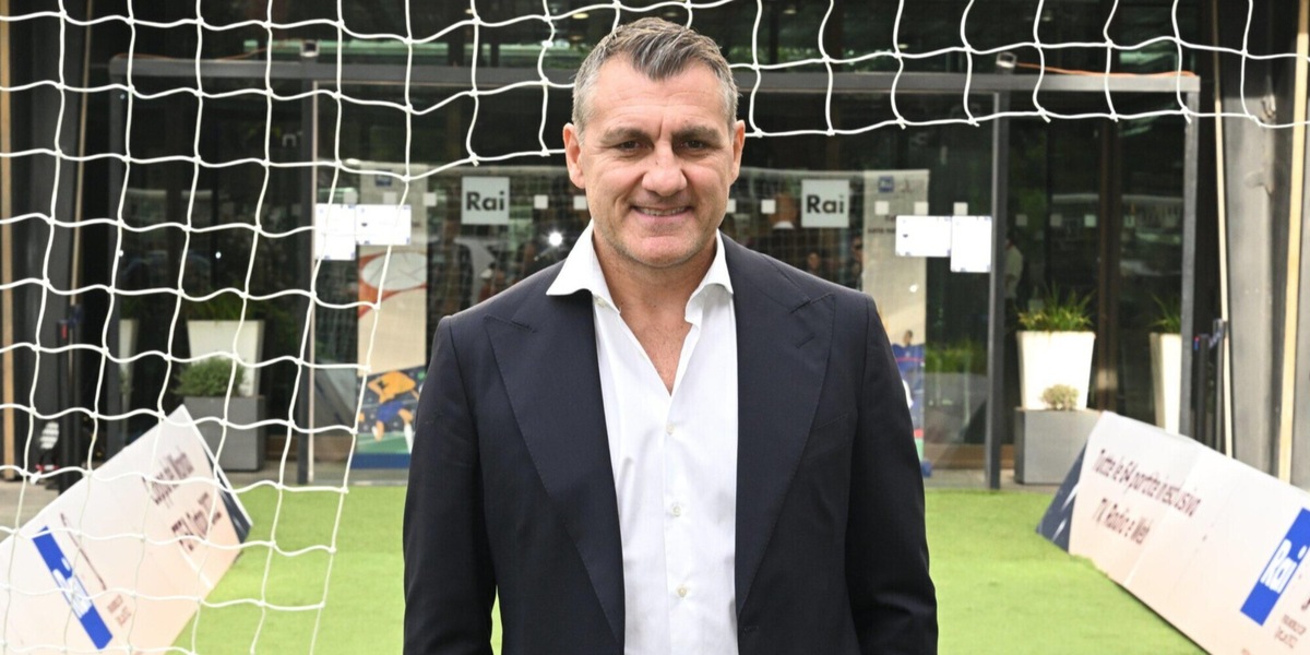 Vieri ci pensa ancora: "Lazio? Non so come abbiamo perso quello scudetto"
