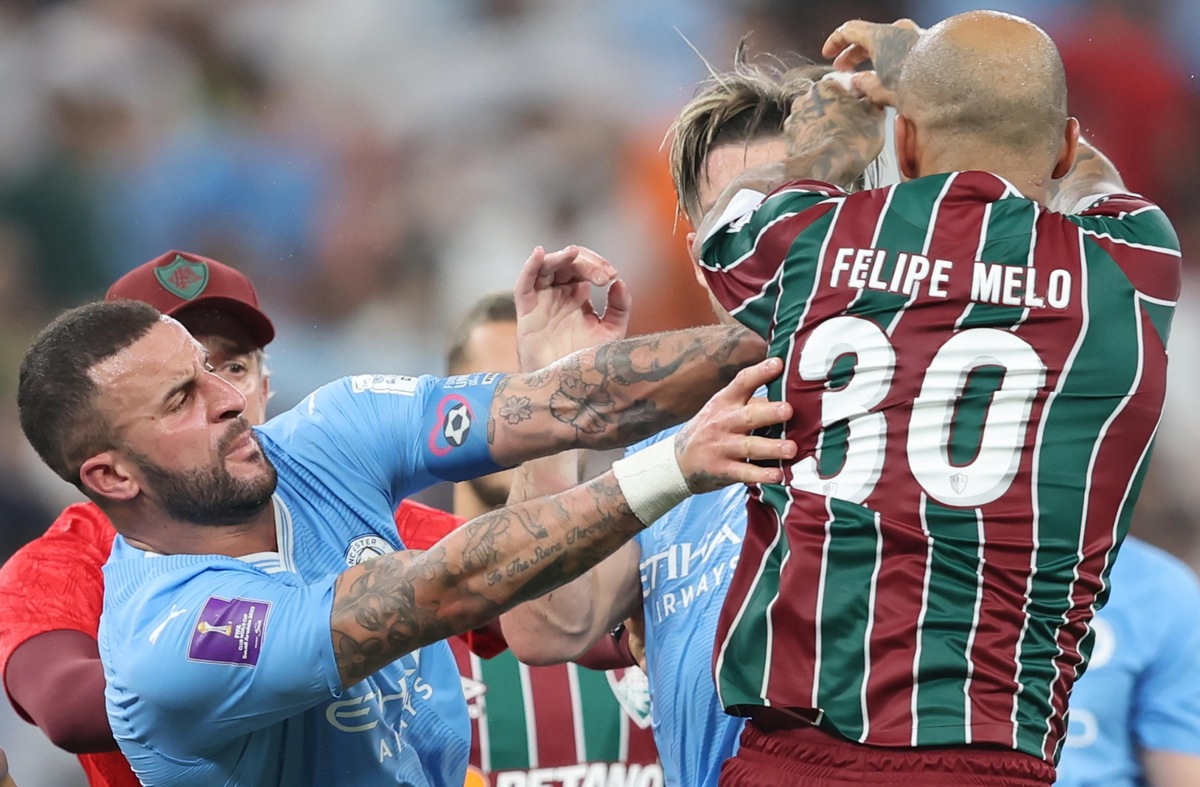 Felipe Melo e Kyle Walker: rissa furiosa in campo durante la finale City-Fluminense