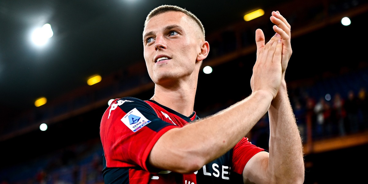 Colpo Fiorentina, è fatta per Gudmundsson: tutte le cifre