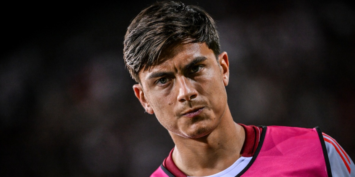 Post di Dybala nella notte, i tifosi della Roma impazziscono