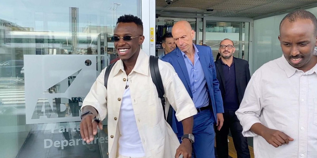 Roma, Abdulhamid è sbarcato a Fiumicino: ora visite e firma