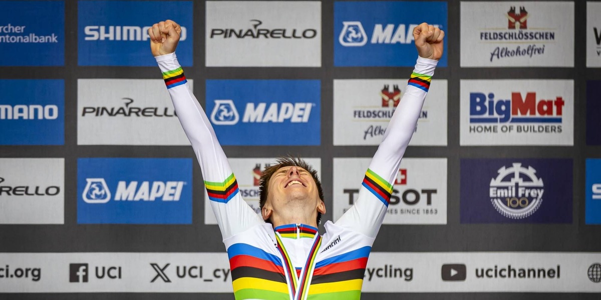 Pogacar nella leggenda: vince il Mondiale dopo oltre 50 km di fuga! "Non posso crederci"