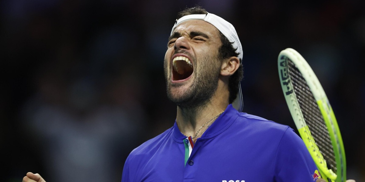 Berrettini, l'urlo liberatorio e l'abbraccio con Volandri: "Siamo una grande squadra"