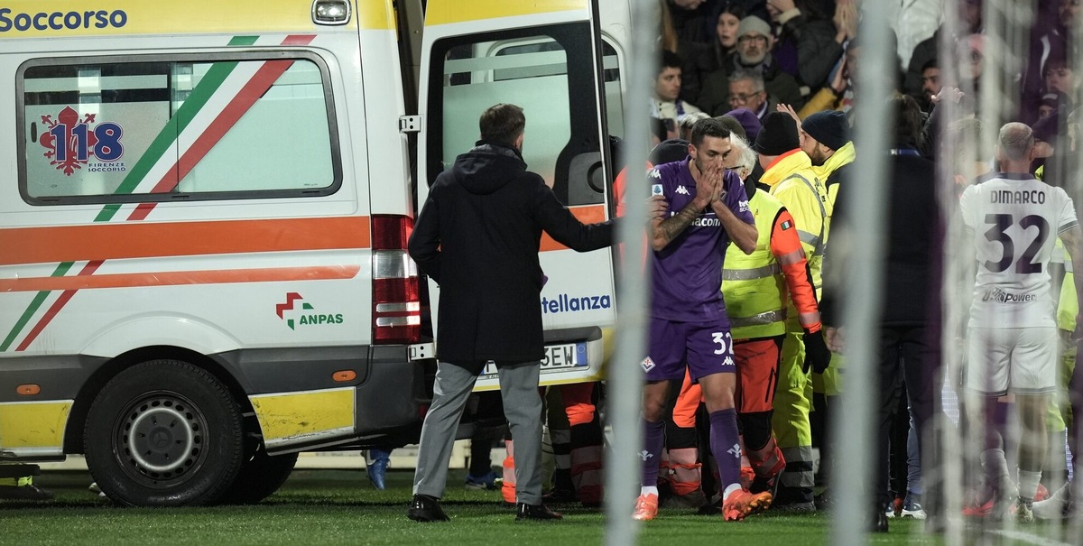 Malore Bove, i giocatori di Fiorentina e Inter chiedono l'intervento dell'ambulanza