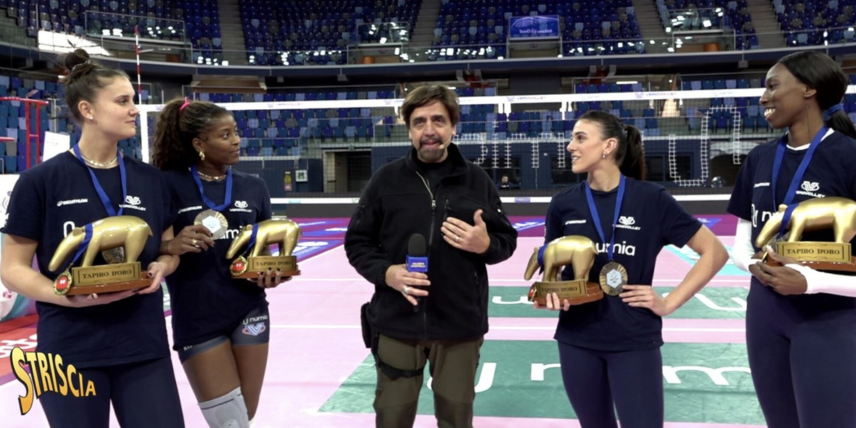 Il Tapiro d'oro di Striscia alle medaglie delle Olimpiadi che si rovinano: come ha risposto l'Italvolley