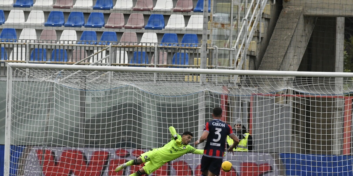 Messina-Crotone, posticipo da brividi: ecco il pronostico