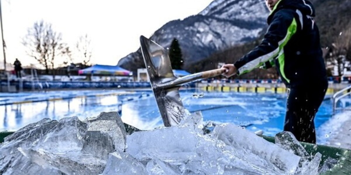 A MOLVENO IL GRAN FINALE DEI CAMPIONATI MONDIALI DI “ICE SWIMMING”: 700 ATLETI DI TUTTO IL MONDO. ITALIA PROTAGONISTA ASSOLUTA CON TROPEANO