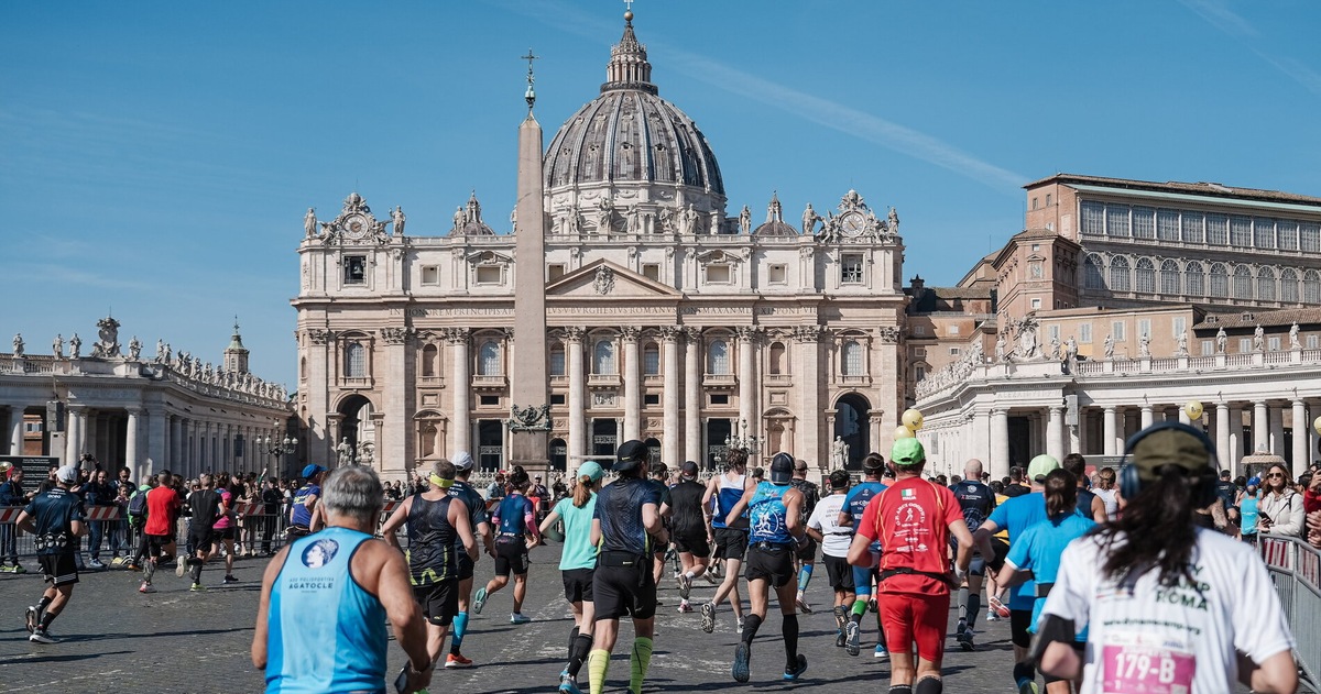 Run Rome The Marathon e Giubileo, gli atleti passeranno in via Conciliazione